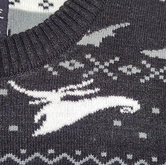 Adult Small The Nightmare Before Christmas Sweater (Bioworld) - Picture 5 of 8